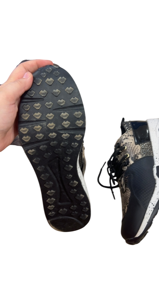 Not specified Sneakers 9 Beige, Black, White