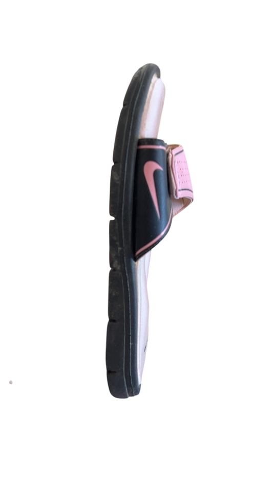 Nike Sandals 9 Pink and Black