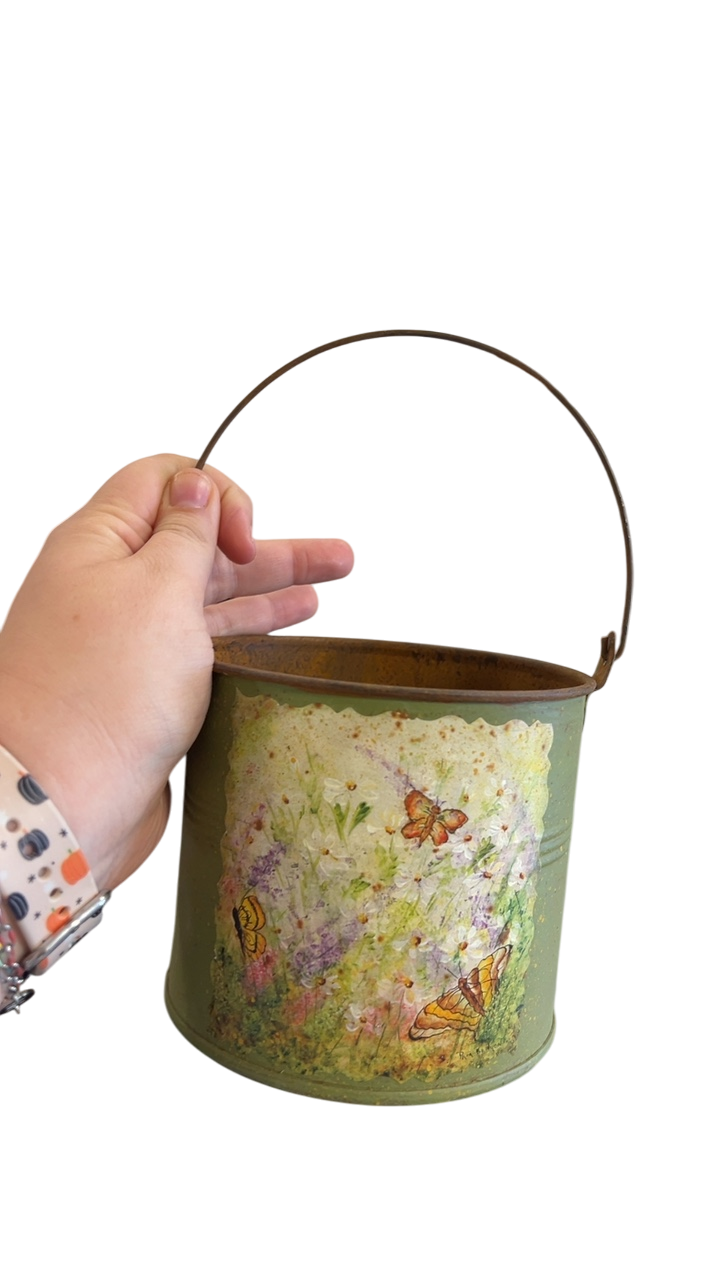 Unbranded Decorative item Green with multicolored floral and butterfly design