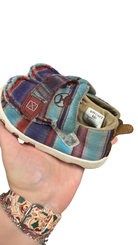 YOUTH 6 Multicolor shoes