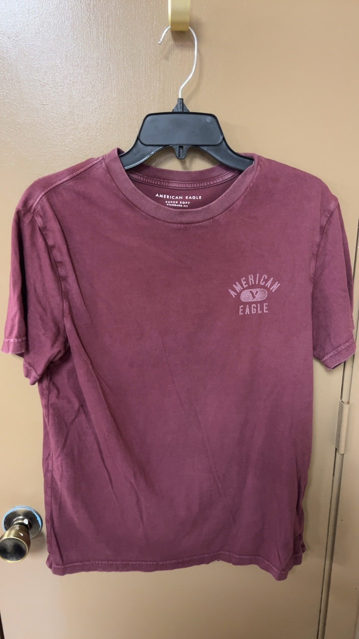 American Eagle T-Shirt MENS SMALL Maroon