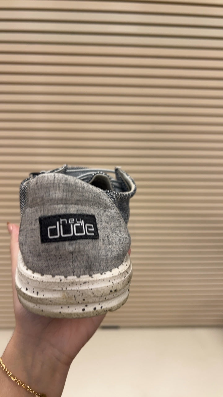Hey Dude Sneakers 9 Black and White