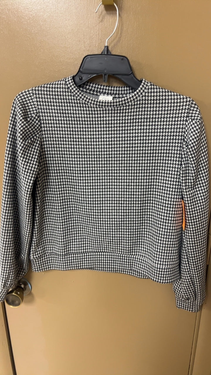 Sweater Youth 11/12 Black and White