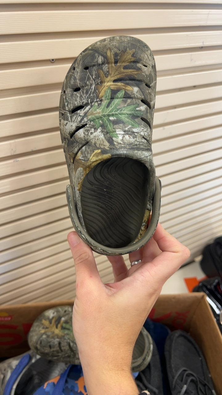 Shoes Youth 8 Camouflage pattern