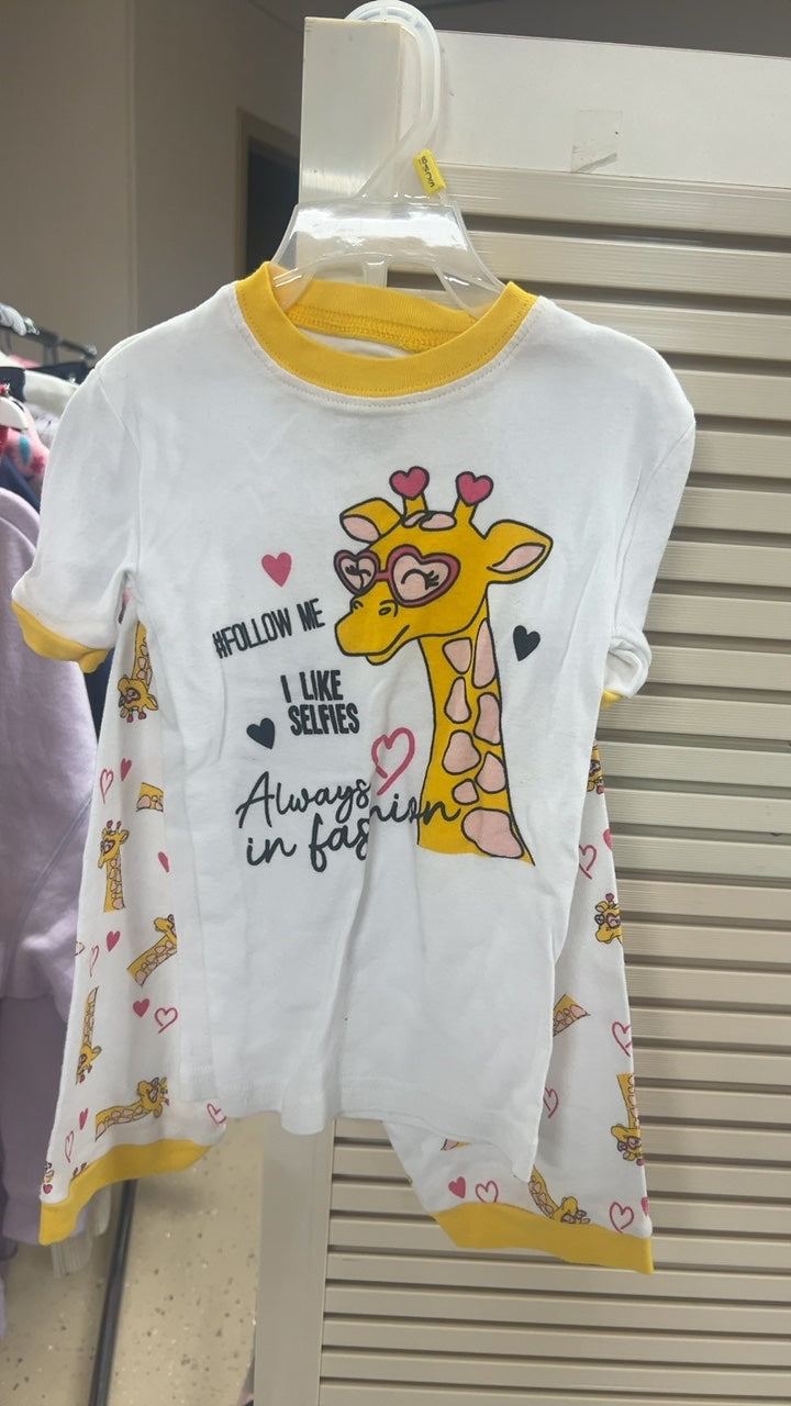 Giraffe Set Youth 4T