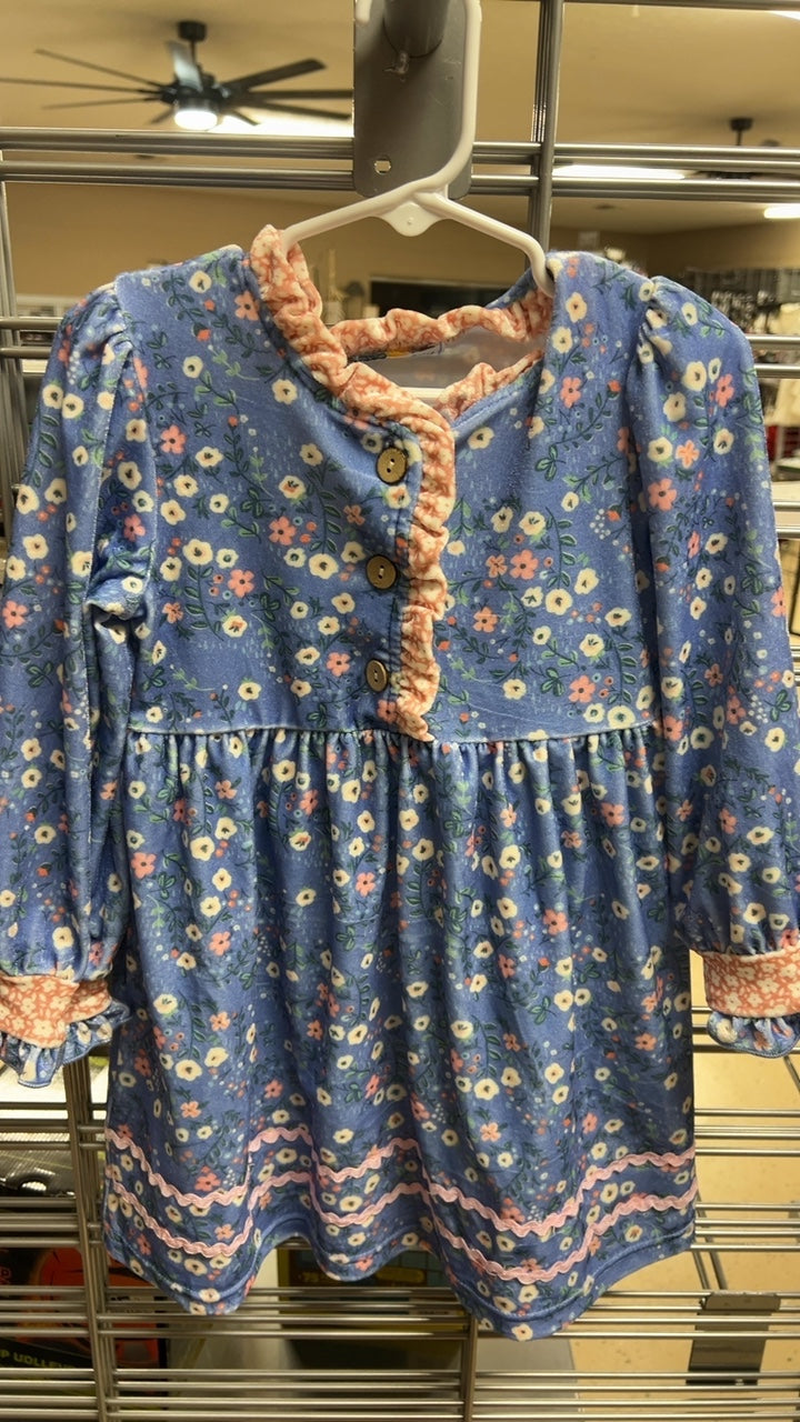 Dress Youth medium