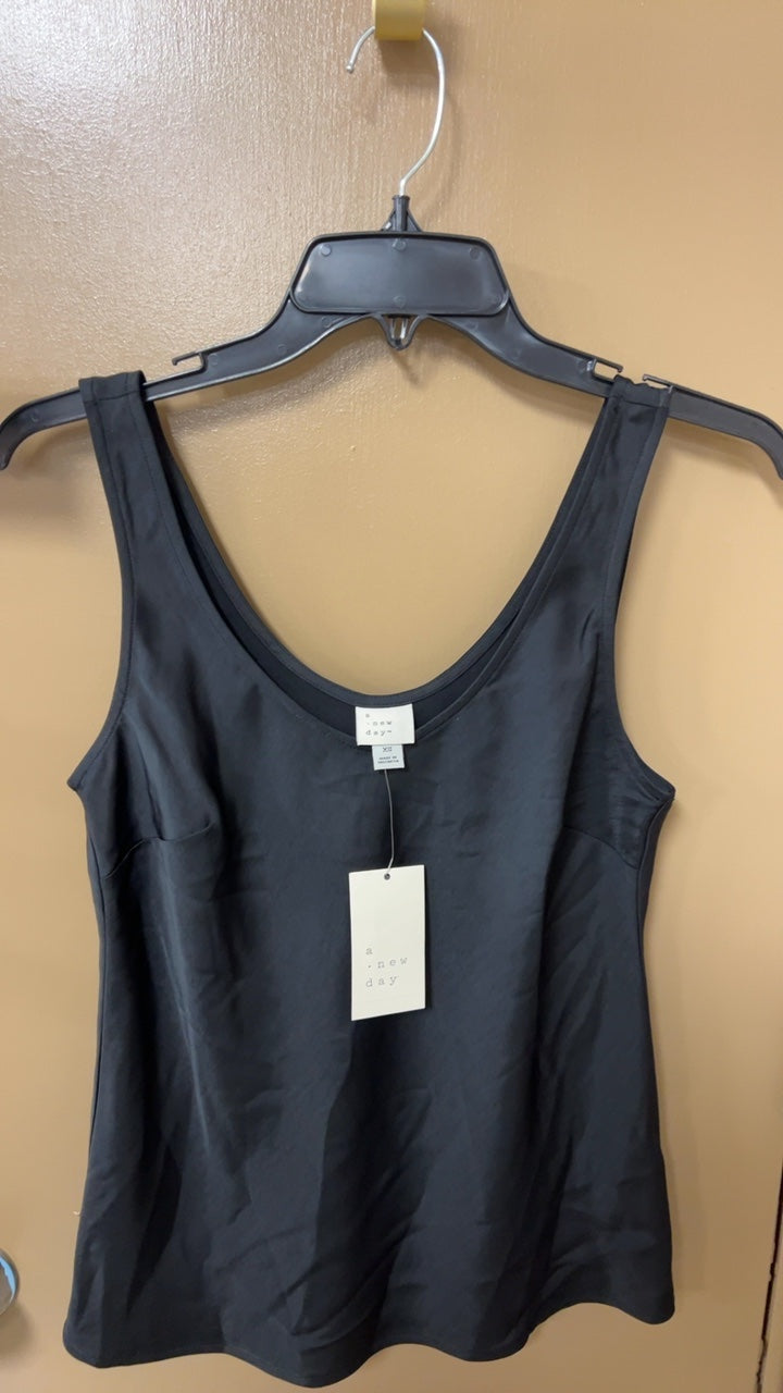 a new day Tank top XS