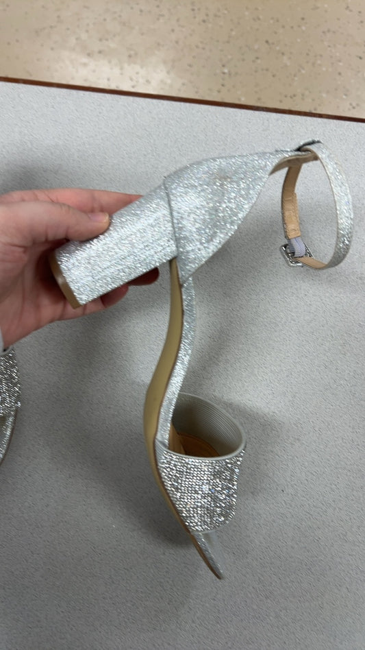 Fancy Sandals 7.5