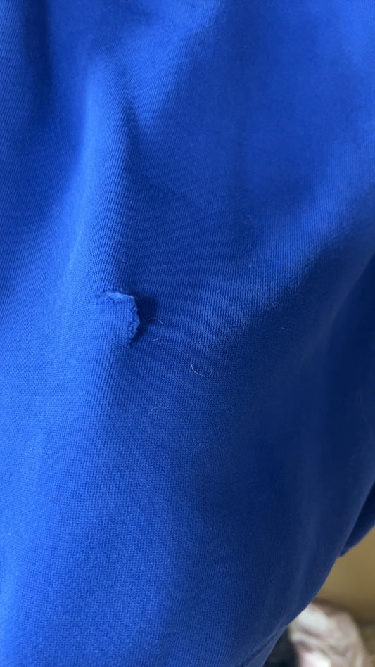 Kentucky Hoodie Men’s small(small tear)