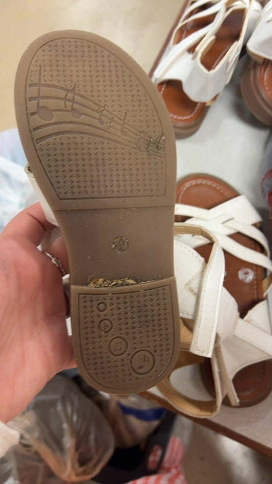 Sandals Youth 30