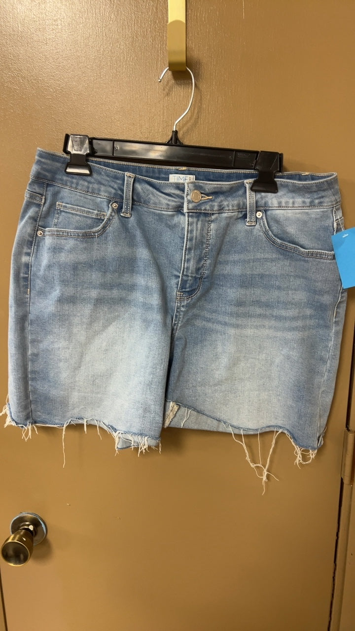 Time & Tru Denim Shorts 14