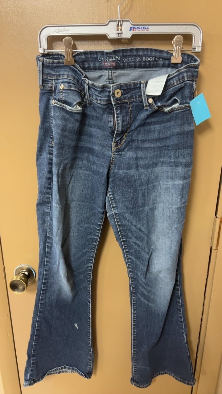 Levi’s Pants 8