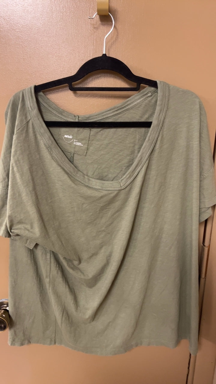 aerie T-Shirt Medium