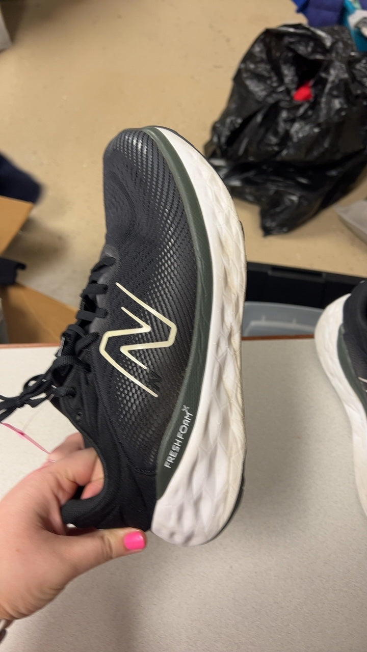 New Balance Sneakers 10