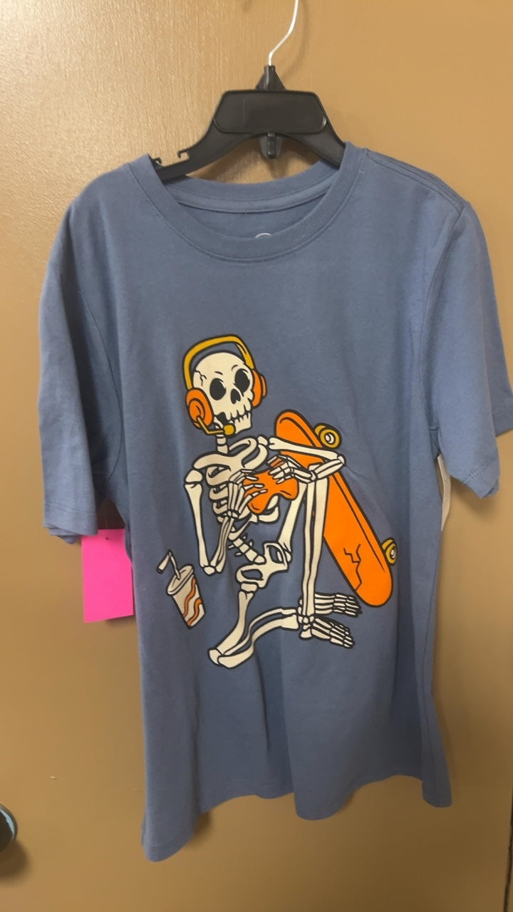 NWT T-Shirt Youth Large