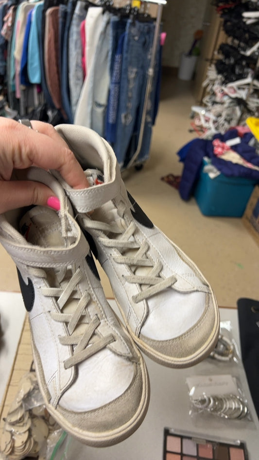 Nike Sneakers Youth 1