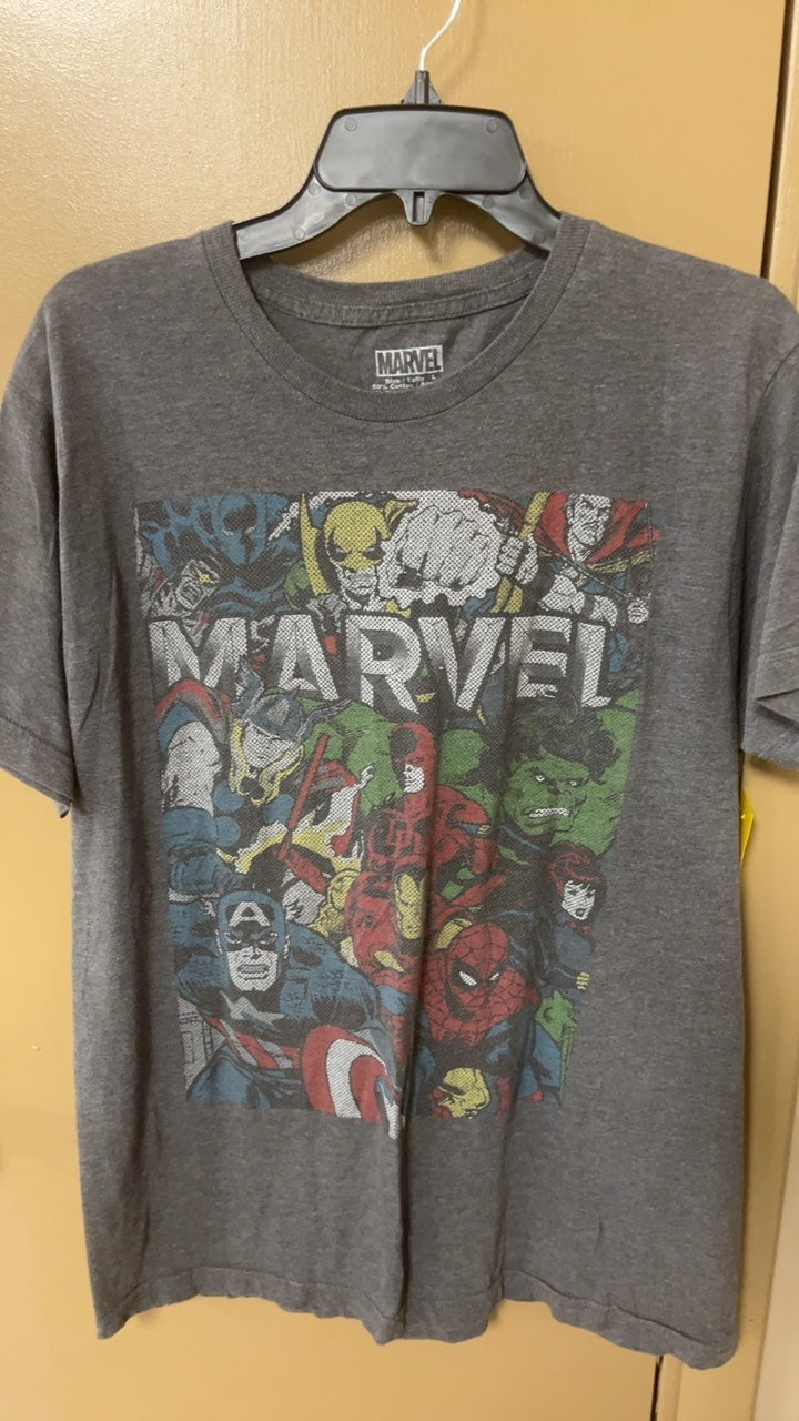 Marvel T-Shirt MENS Large