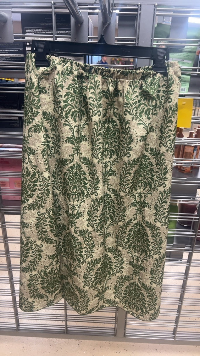 Green skirt Medium