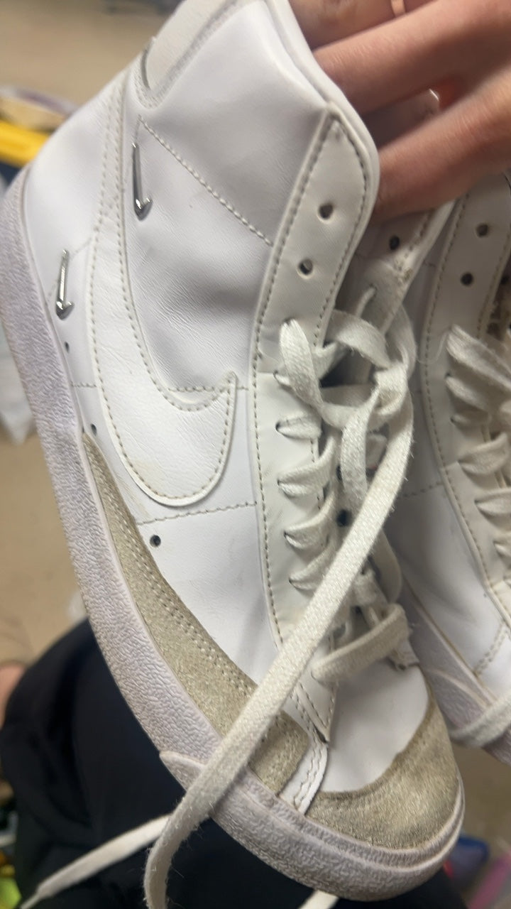 Nike Sneakers 8