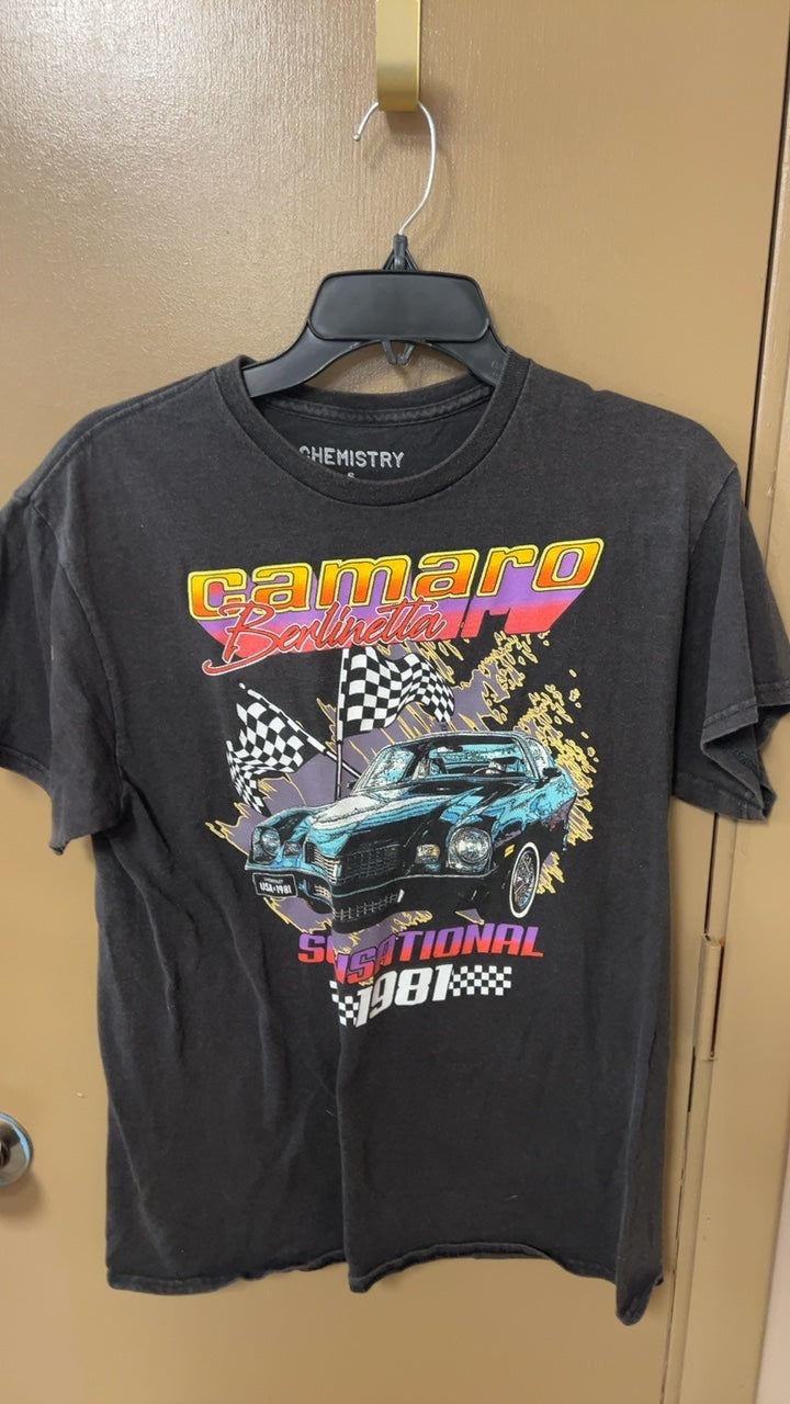 T-Shirt Small