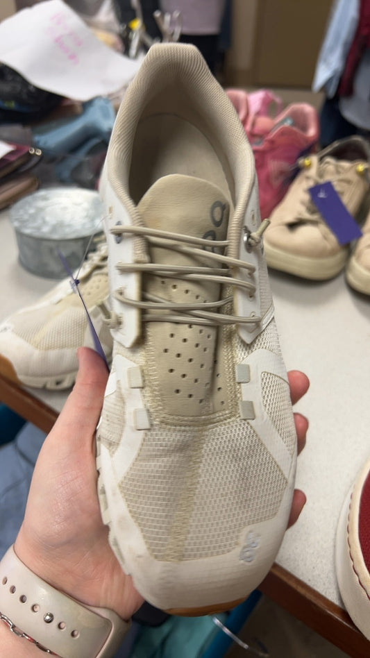 OC Sneakers 8