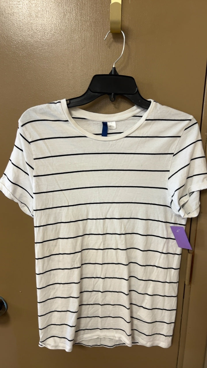 T-Shirt Medium