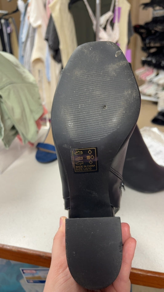 Shoes 10
