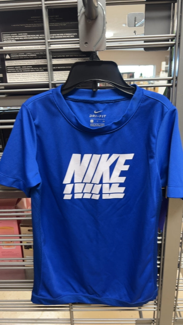 Nike T-Shirt Youth small