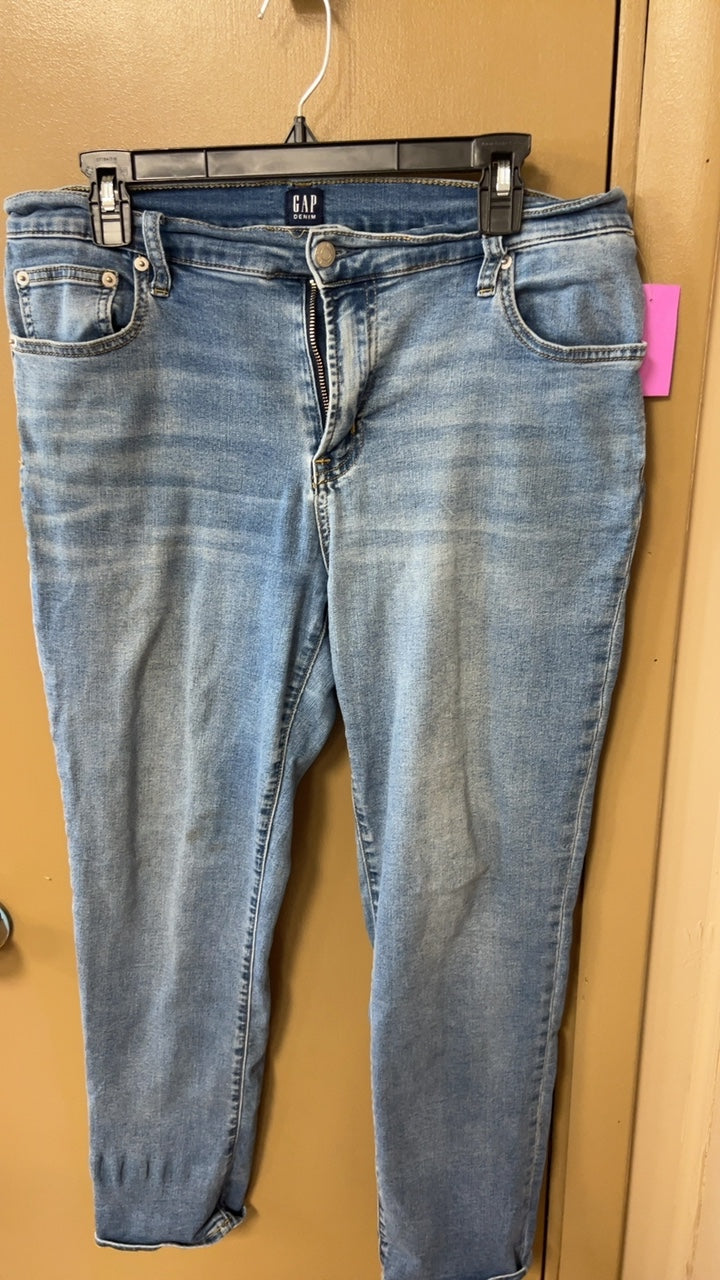 GAP Pants 30