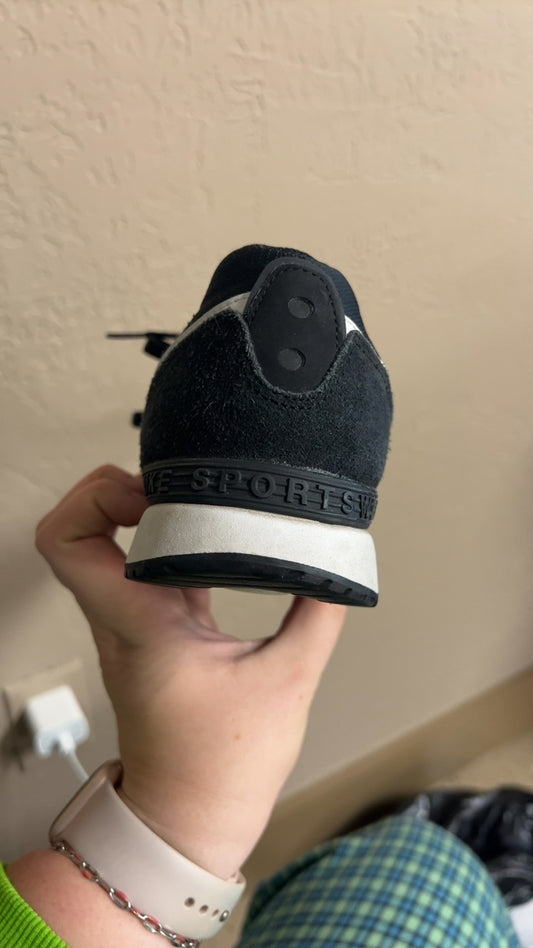 Nike Sneakers 8.5