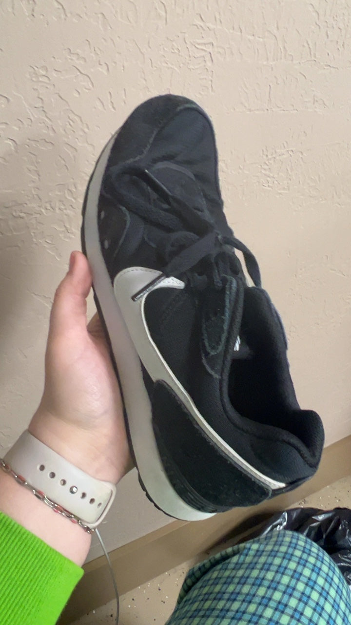 Nike Sneakers 8.5