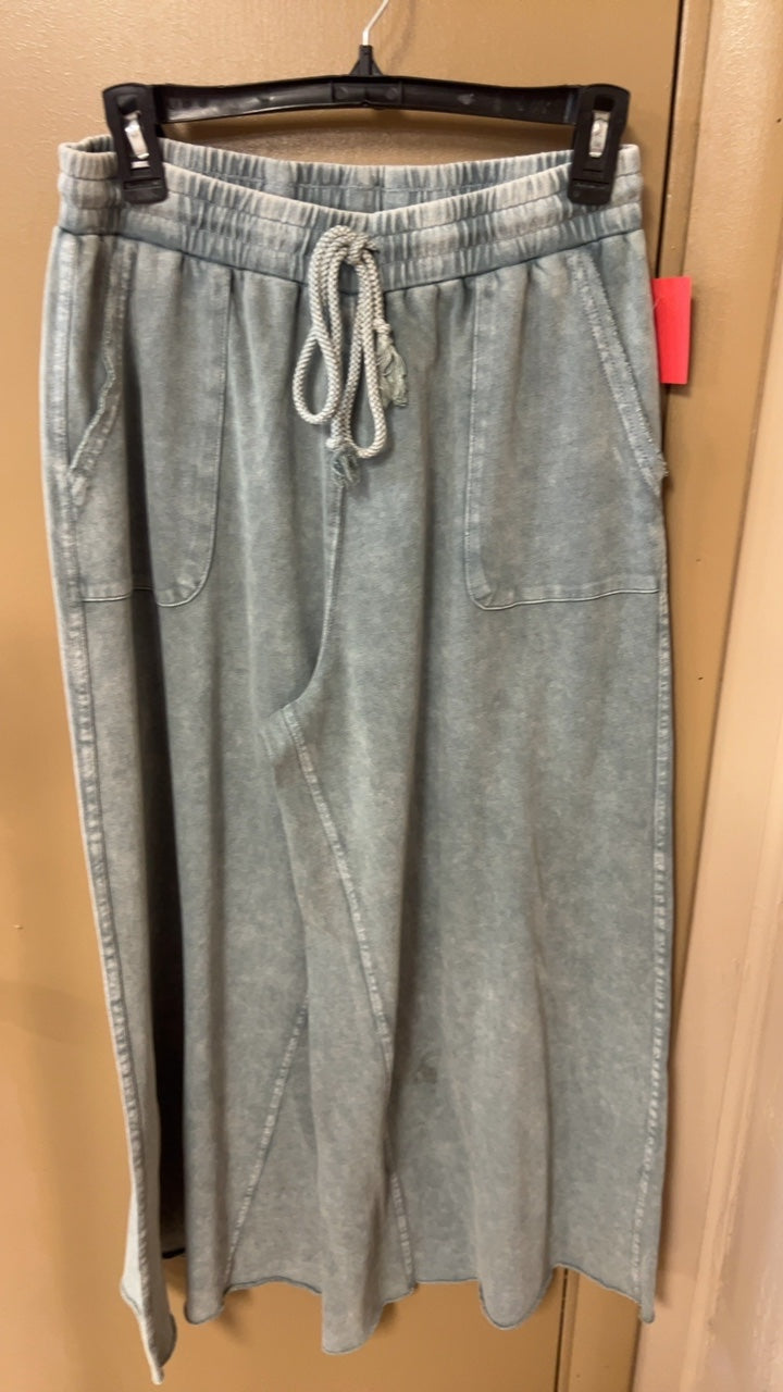 Boutique Pants Medium