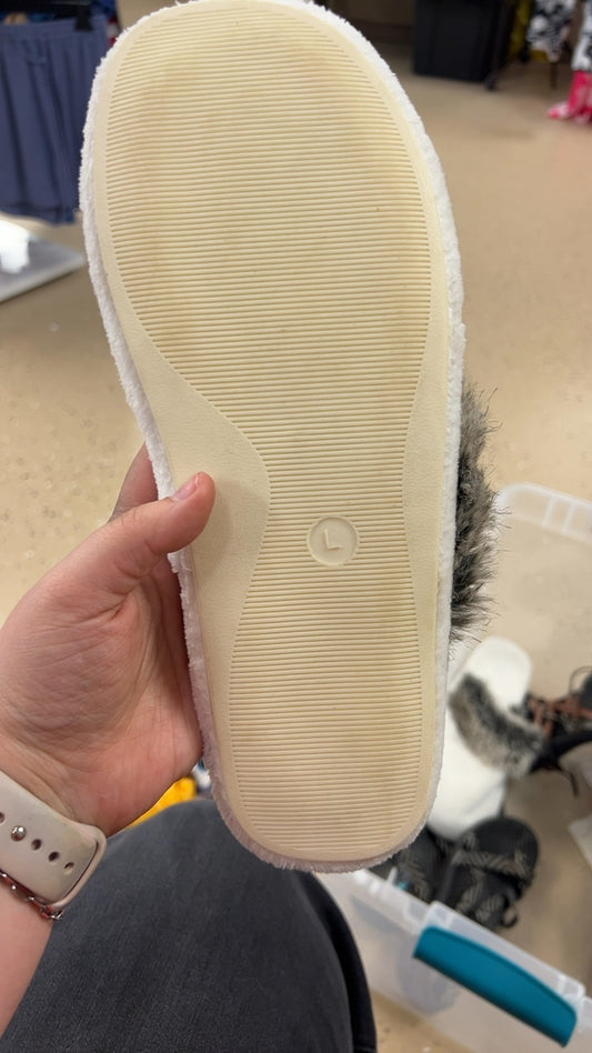 Slippers Large