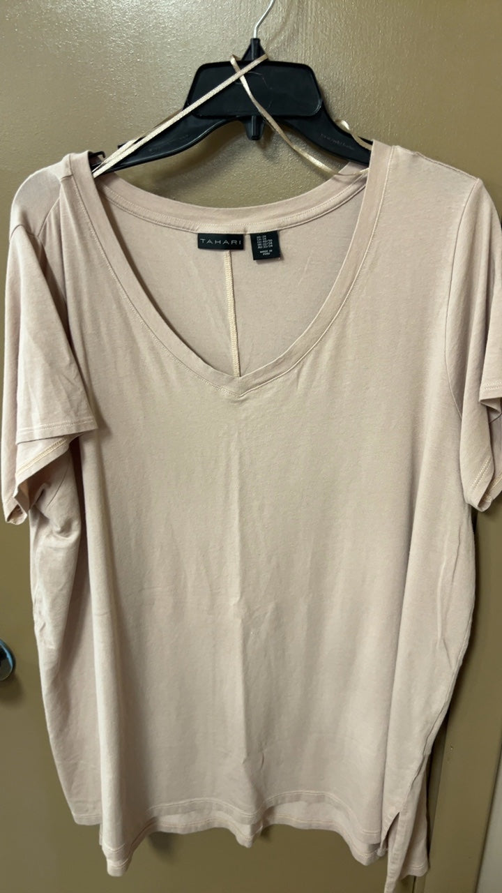 TAHARI T-Shirt 2X