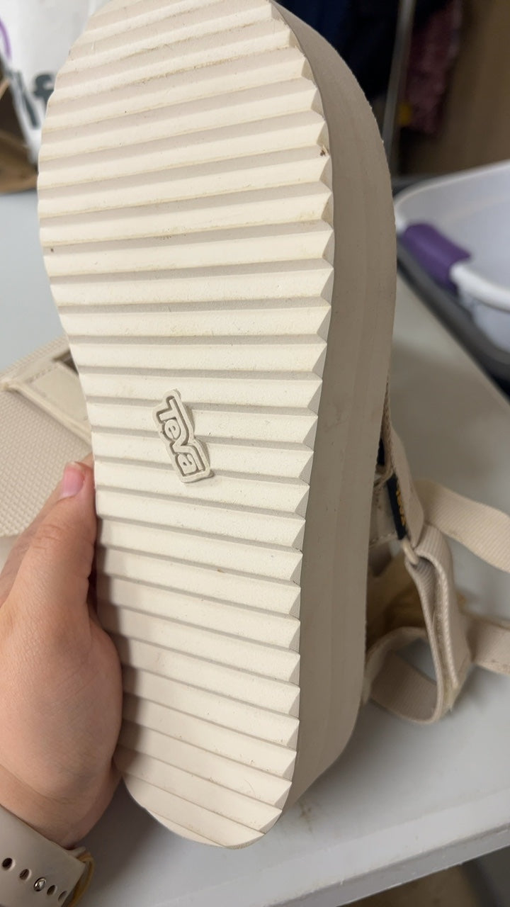 Teva Sandals 10