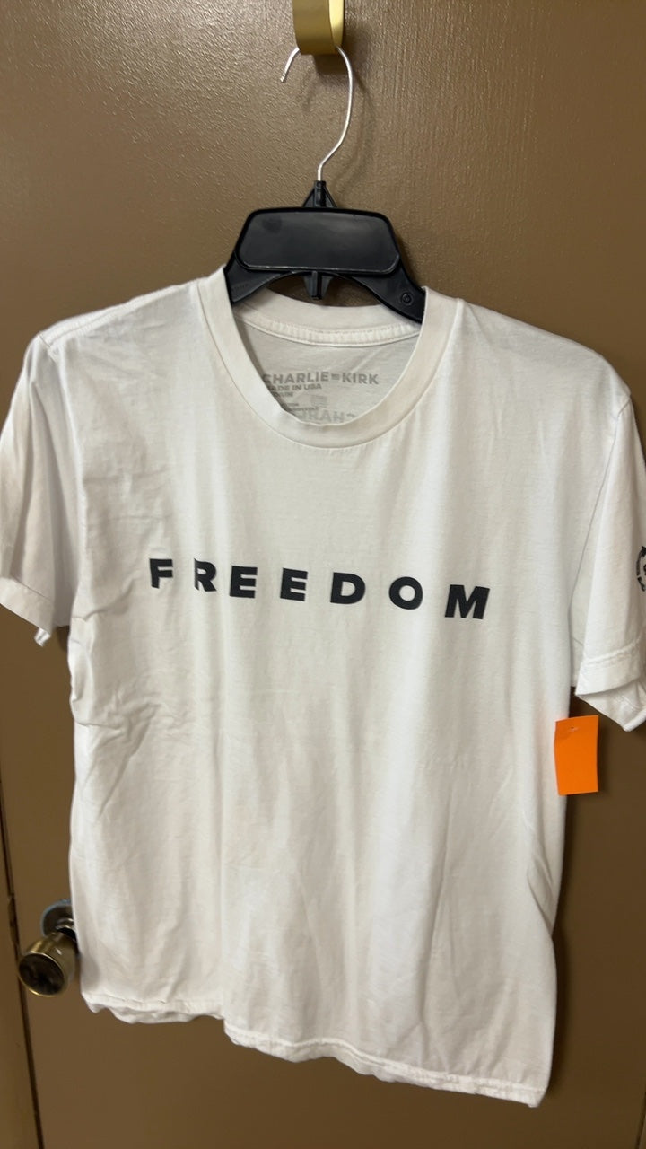T-Shirt Medium