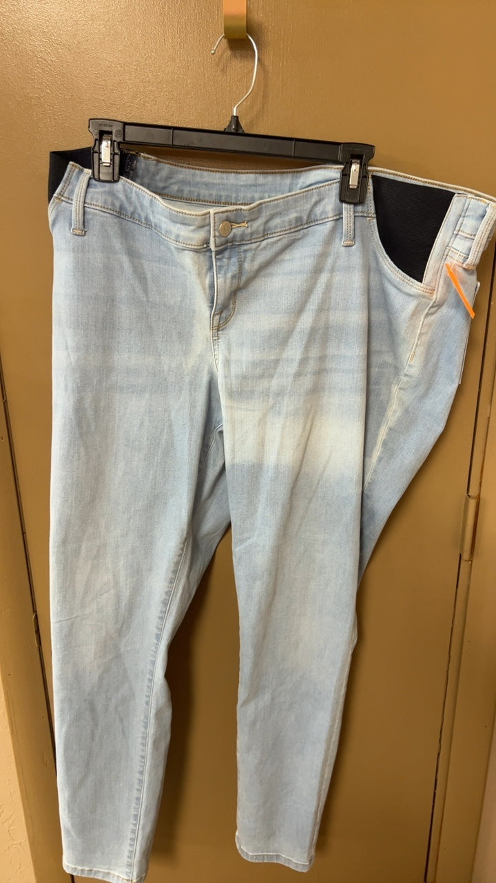 Maternity Pants 16