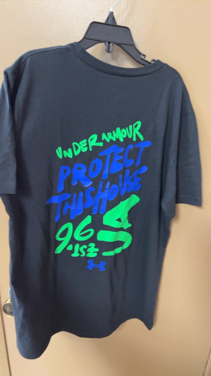 Under Armour T-Shirt YOUTH Large
