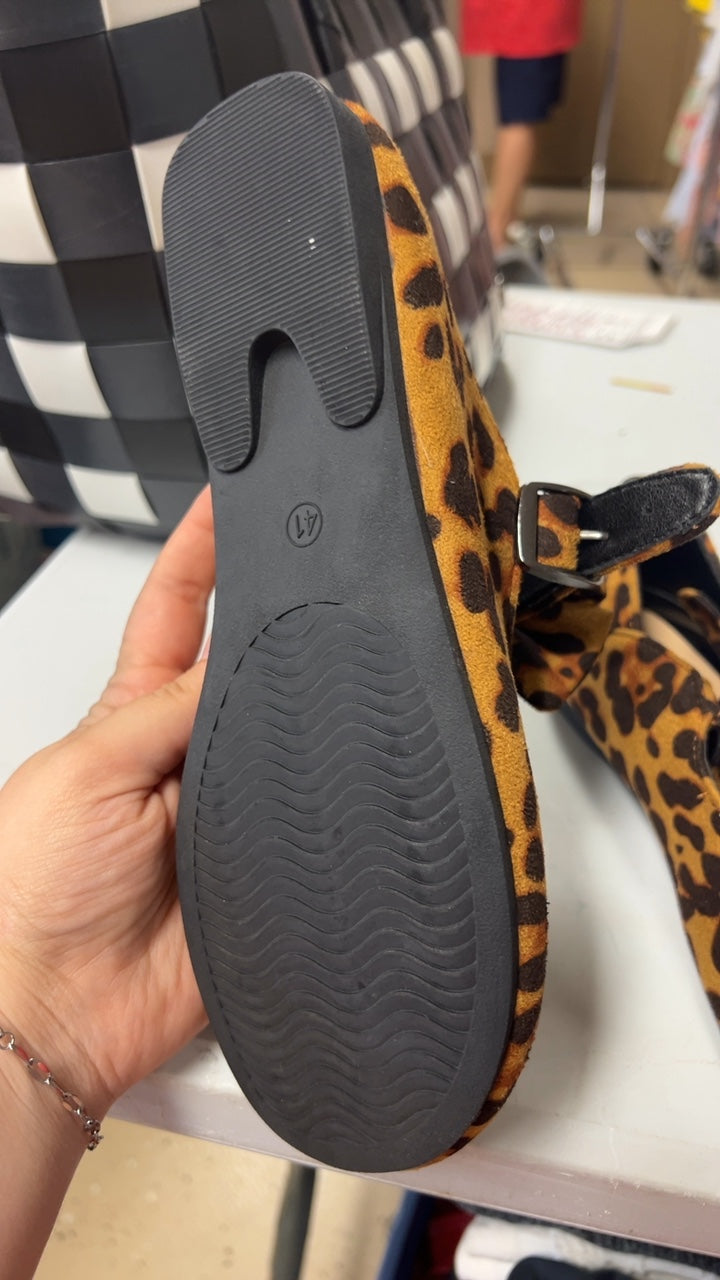 Shoes 10 Cheetah