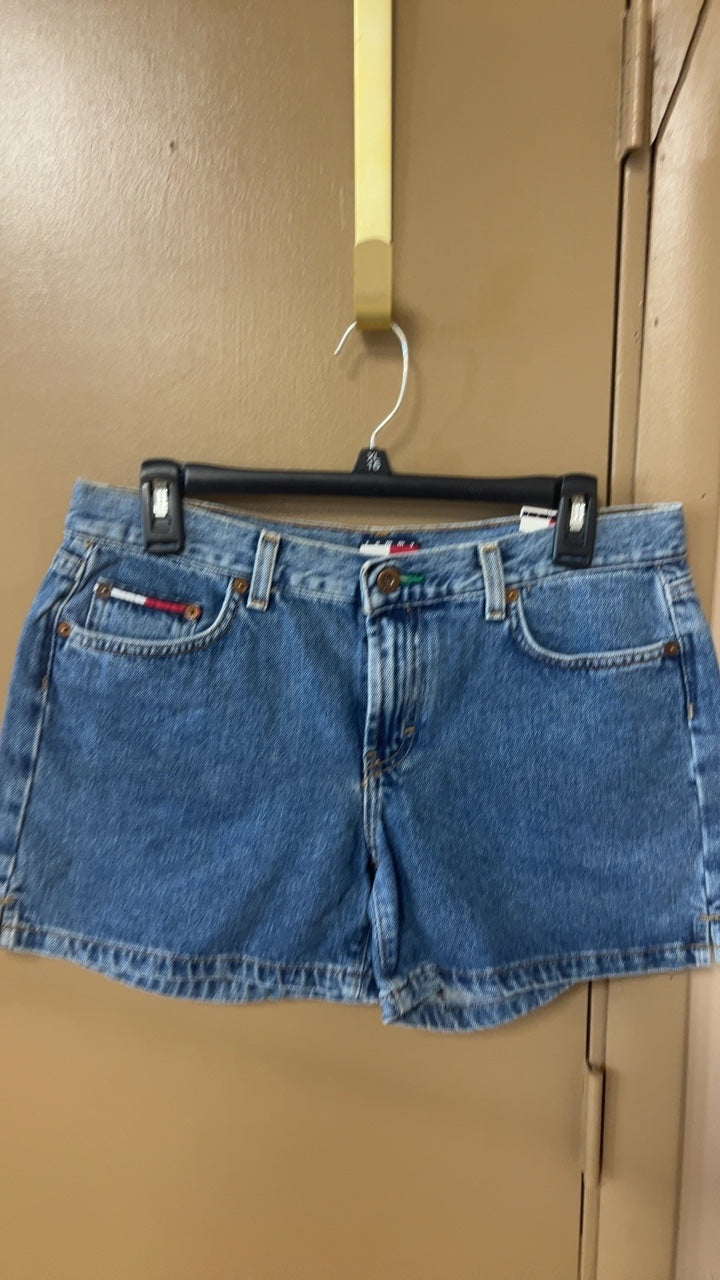 Tommy Hilfiger Shorts 11