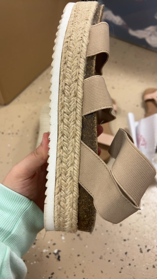 Sandals 10 platforms