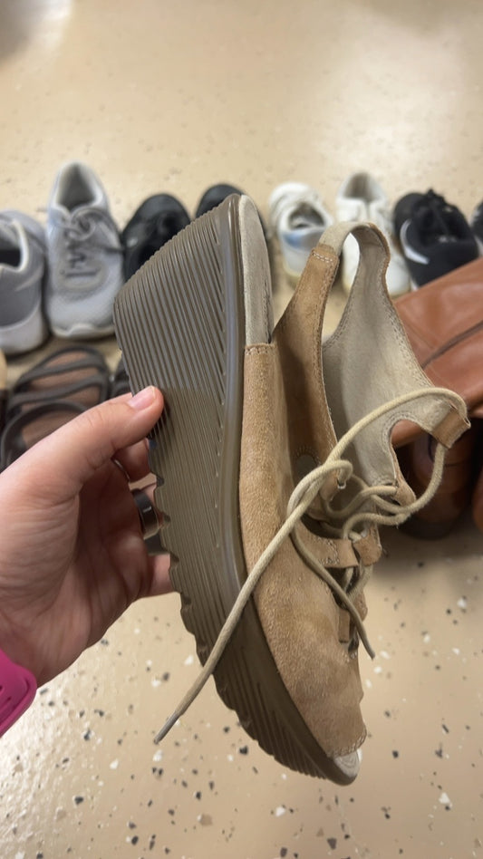 Skechers wedge 6.5