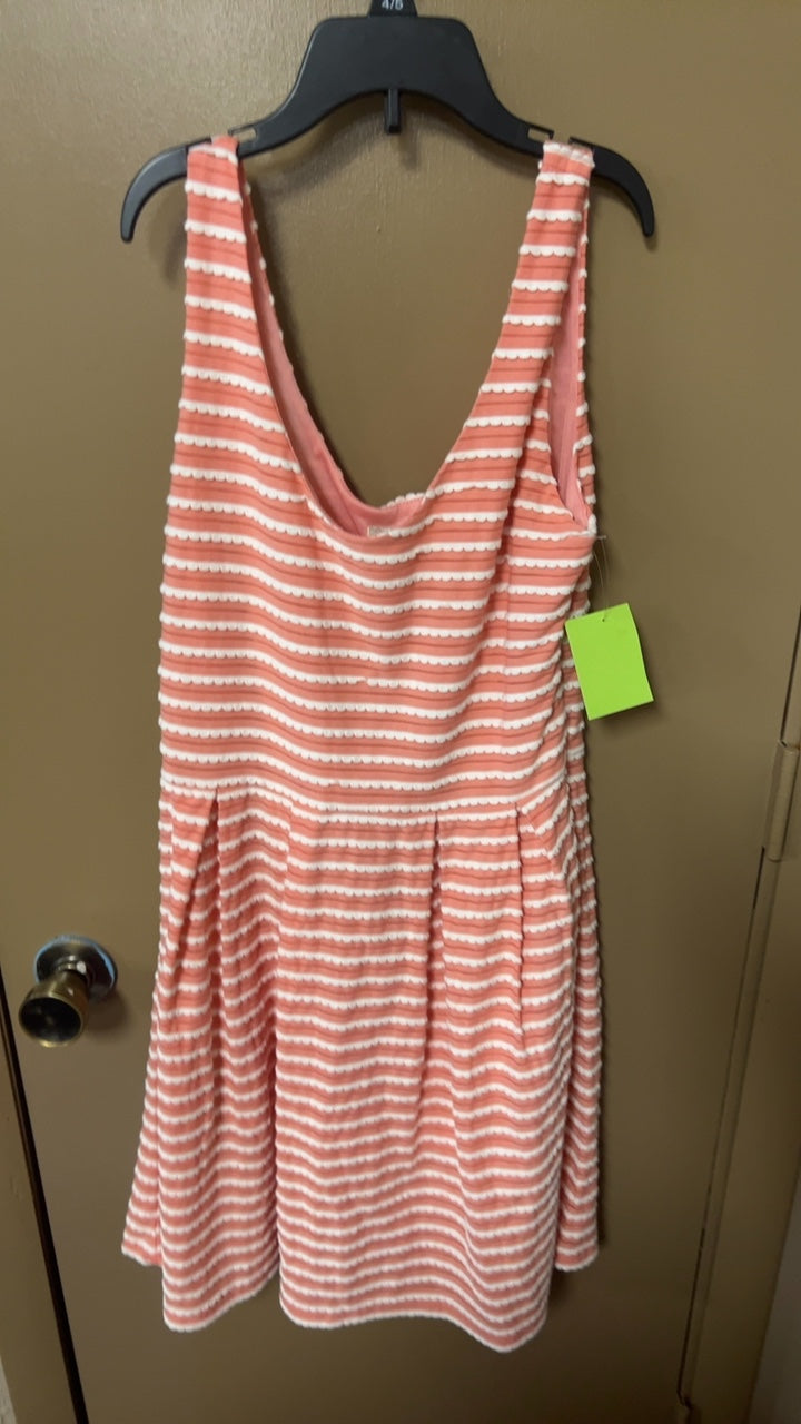 Dress Medium Coral and white