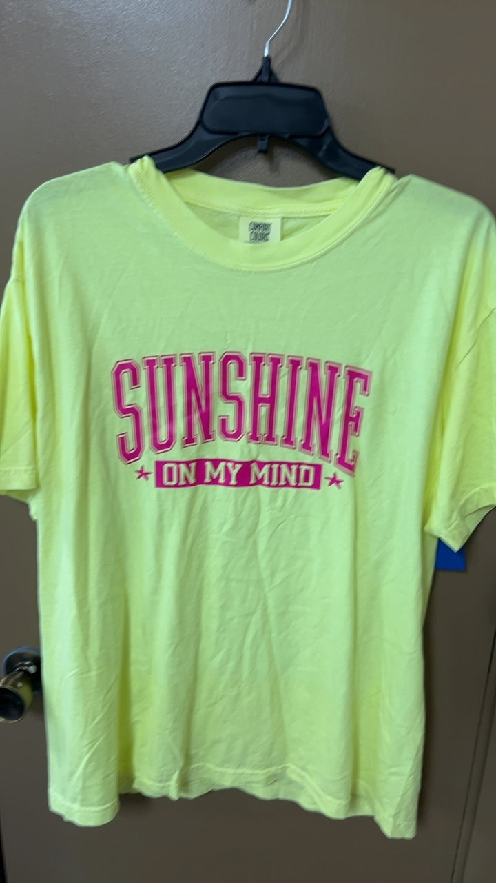 T-Shirt Large Yellow