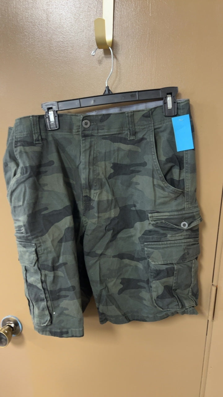 Mens 36 Camouflage green