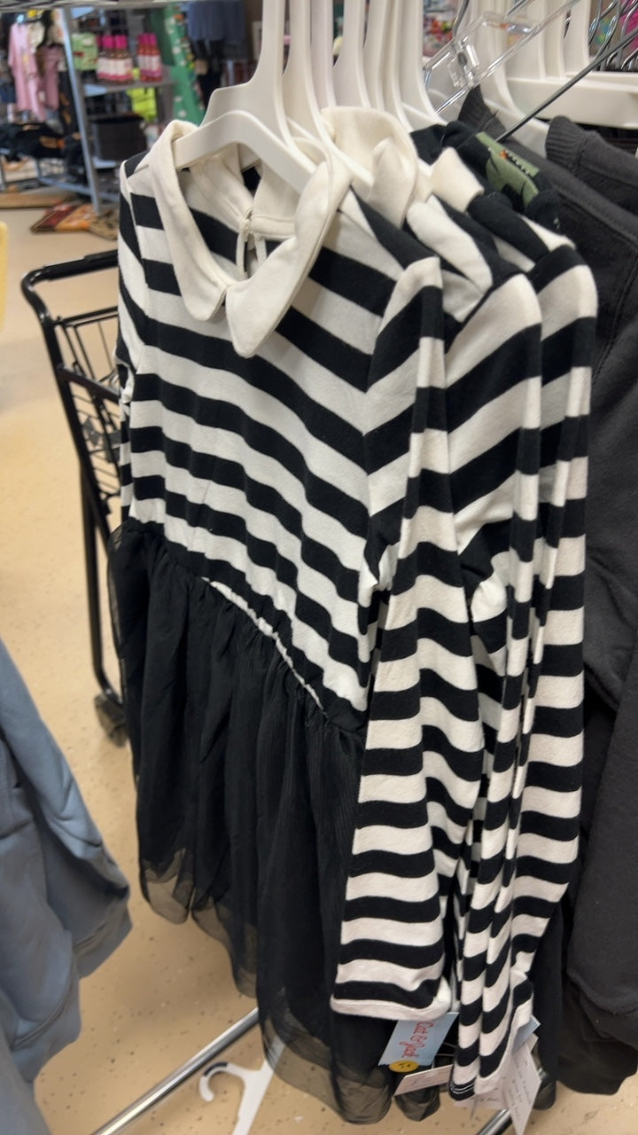 Dress Black and white