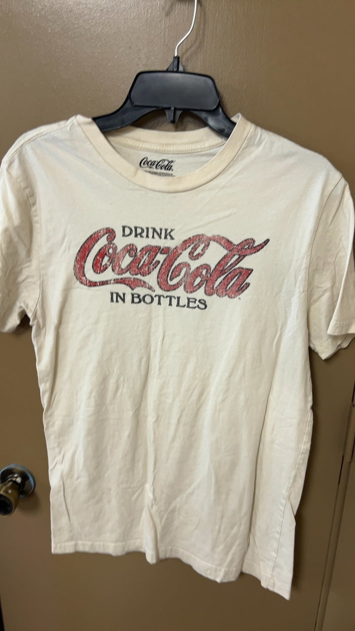 CocaCola T-Shirt MENS SMALL Cream