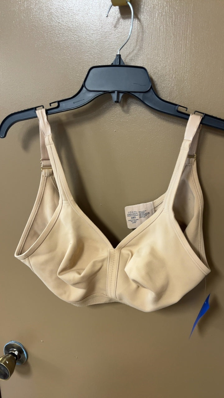 38D Beige