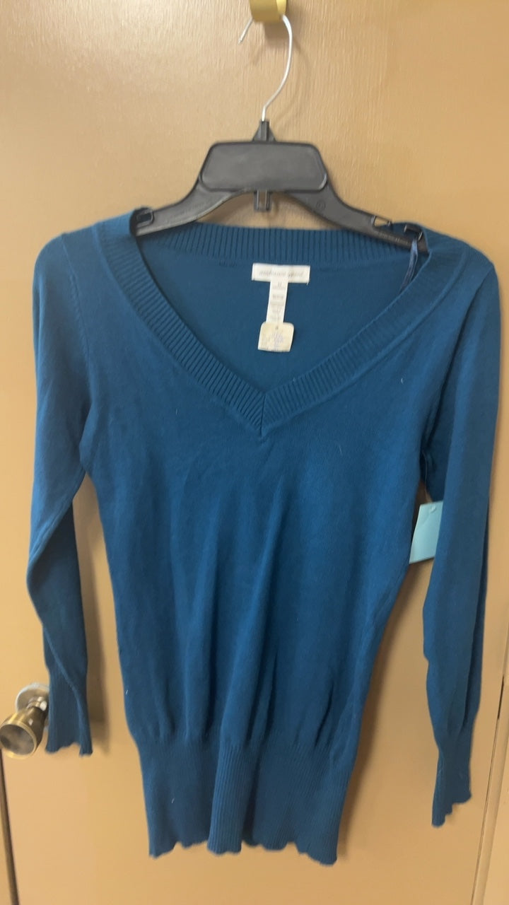 Uniqlo Sweater Medium Blue