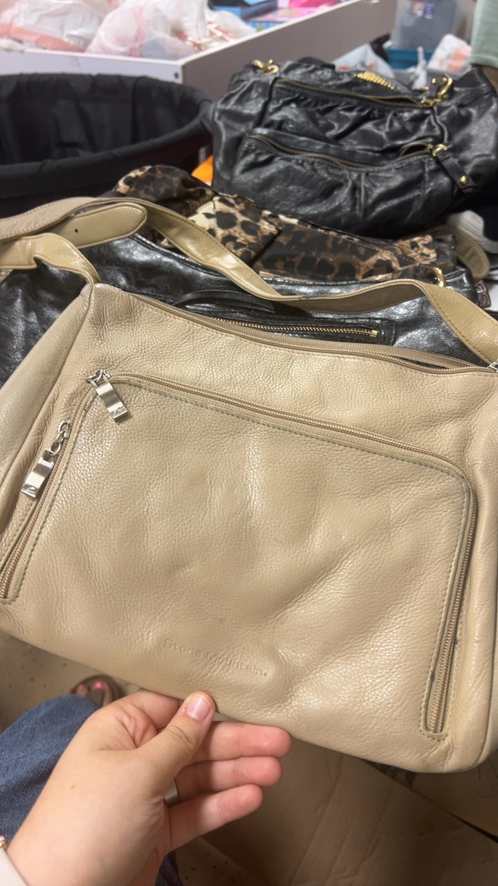 Stone Mountain Bag Beige